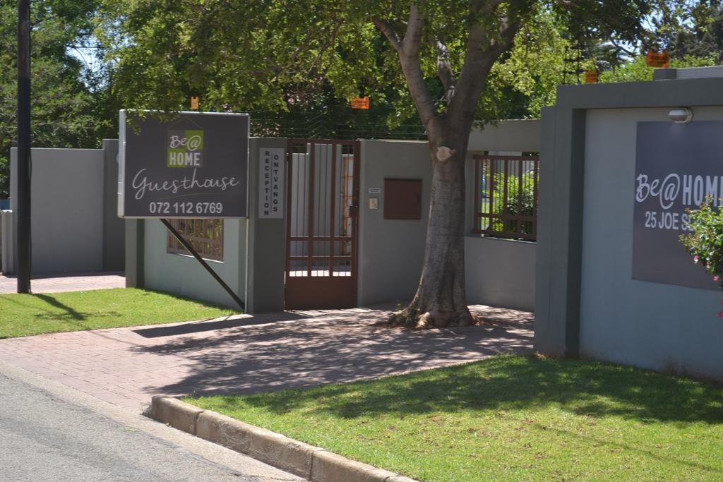Be At Home Guesthouse Klerksdorp Eksteriør billede