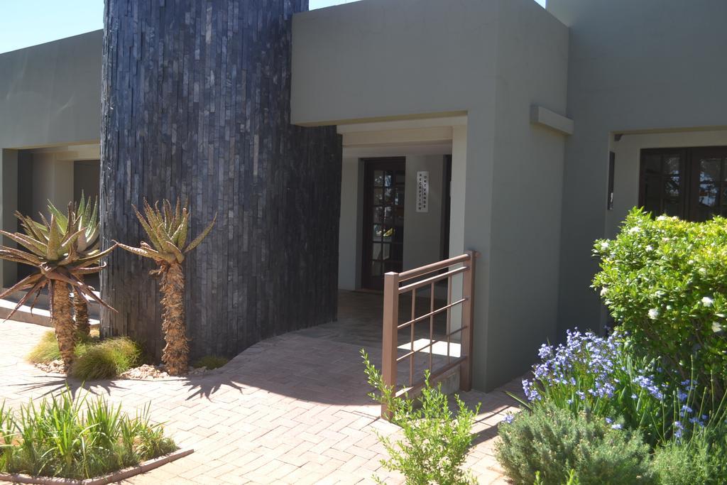 Be At Home Guesthouse Klerksdorp Eksteriør billede